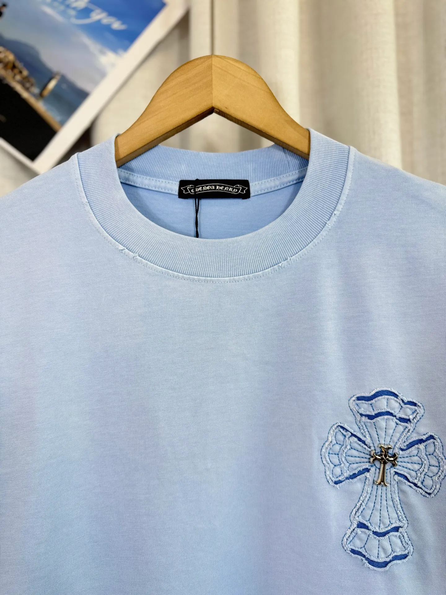 P230 ch high version Chrome Hearts 2025 spring and summer new cross patch washed short-sleeved T-shirt, fabric: 26 double yarns, 320 grams weight, cross patch embroidery, heavy washing Printing process: patch embroidery Color: blue gray Size: S M L XL Style number: 5163